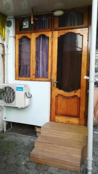 Гостевой дом Guest House Nadejda Батуми Бюджетный двухместный номер с 1 кроватью-13